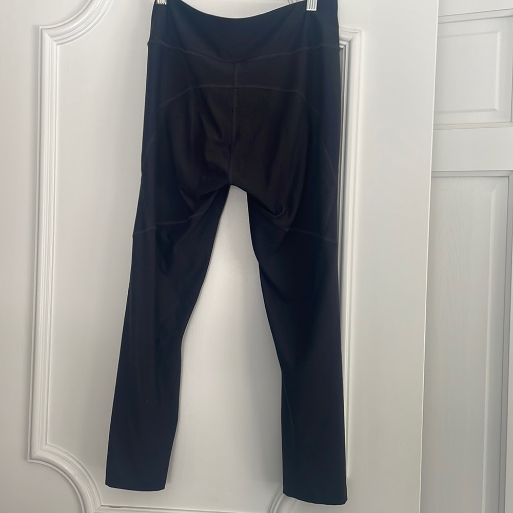 Outdoor voices heathered black leggings